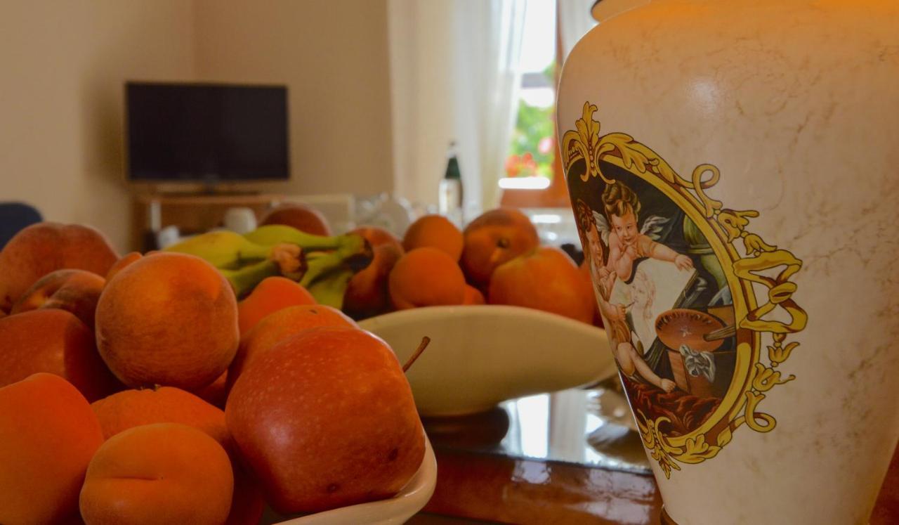 B&B La Genziana Fonni Bagian luar foto